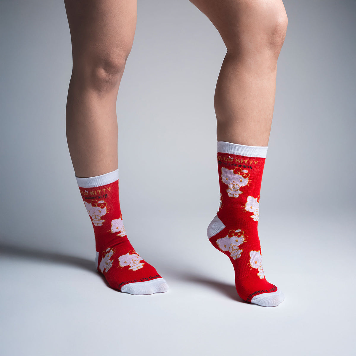 Classic Hello Kitty pattern red | Somos Aéreo