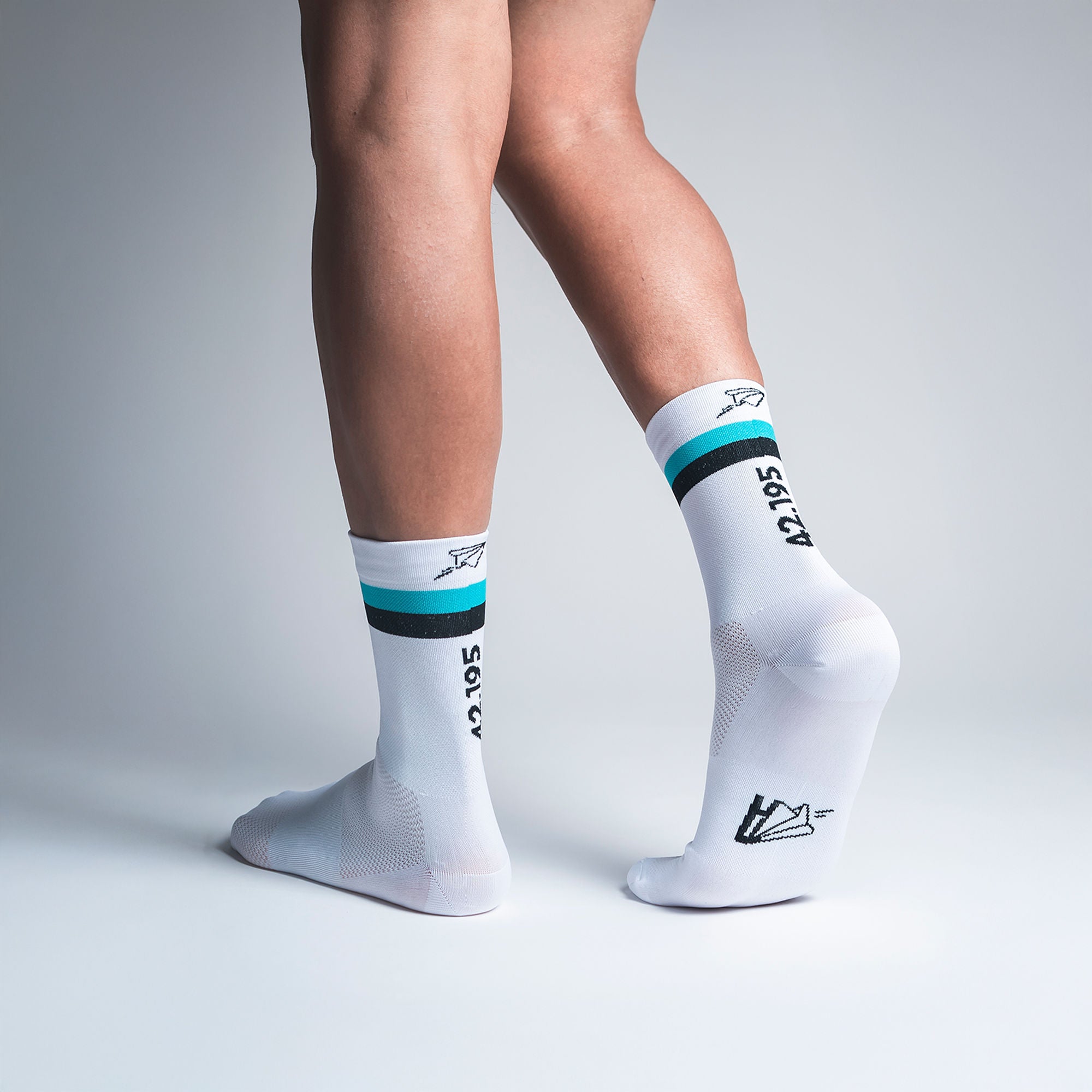 Calcetas deportivas Maraton Queretaro para correr y entrenamiento funcional