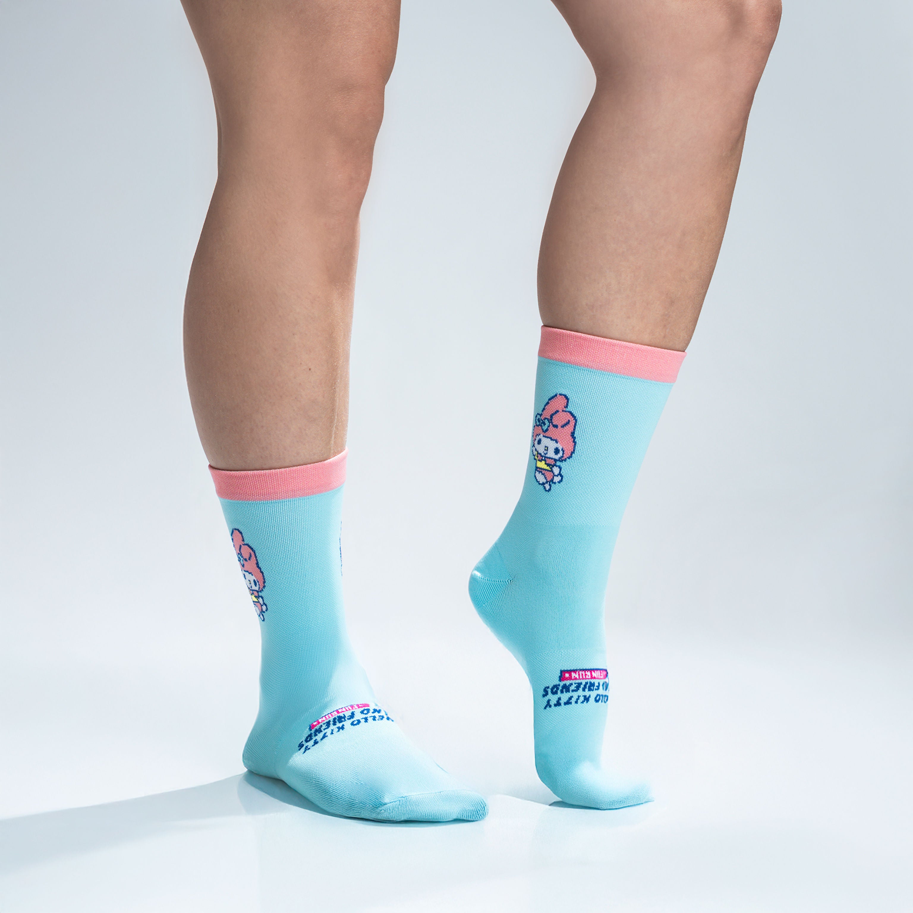 Calcetas deportivas Kitty & Friends con soporte en arco, tecnología antiampollas y diseño kawaii para correr y gym diseño Melody