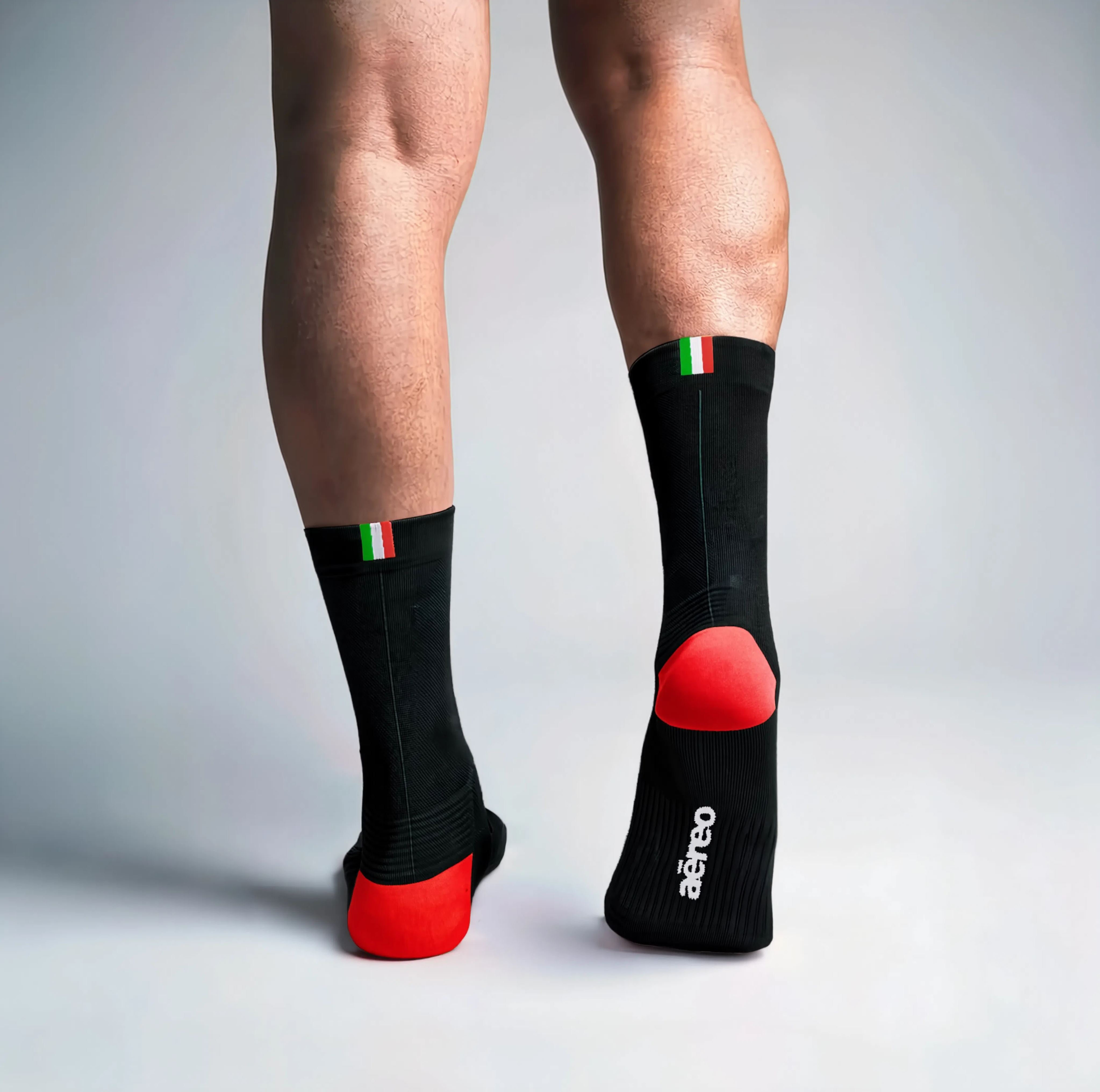 Calcetas deportivas México Intensity con diseño inspirado en México, tejido transpirable, soporte técnico y compresión ligera para running y entrenamiento.