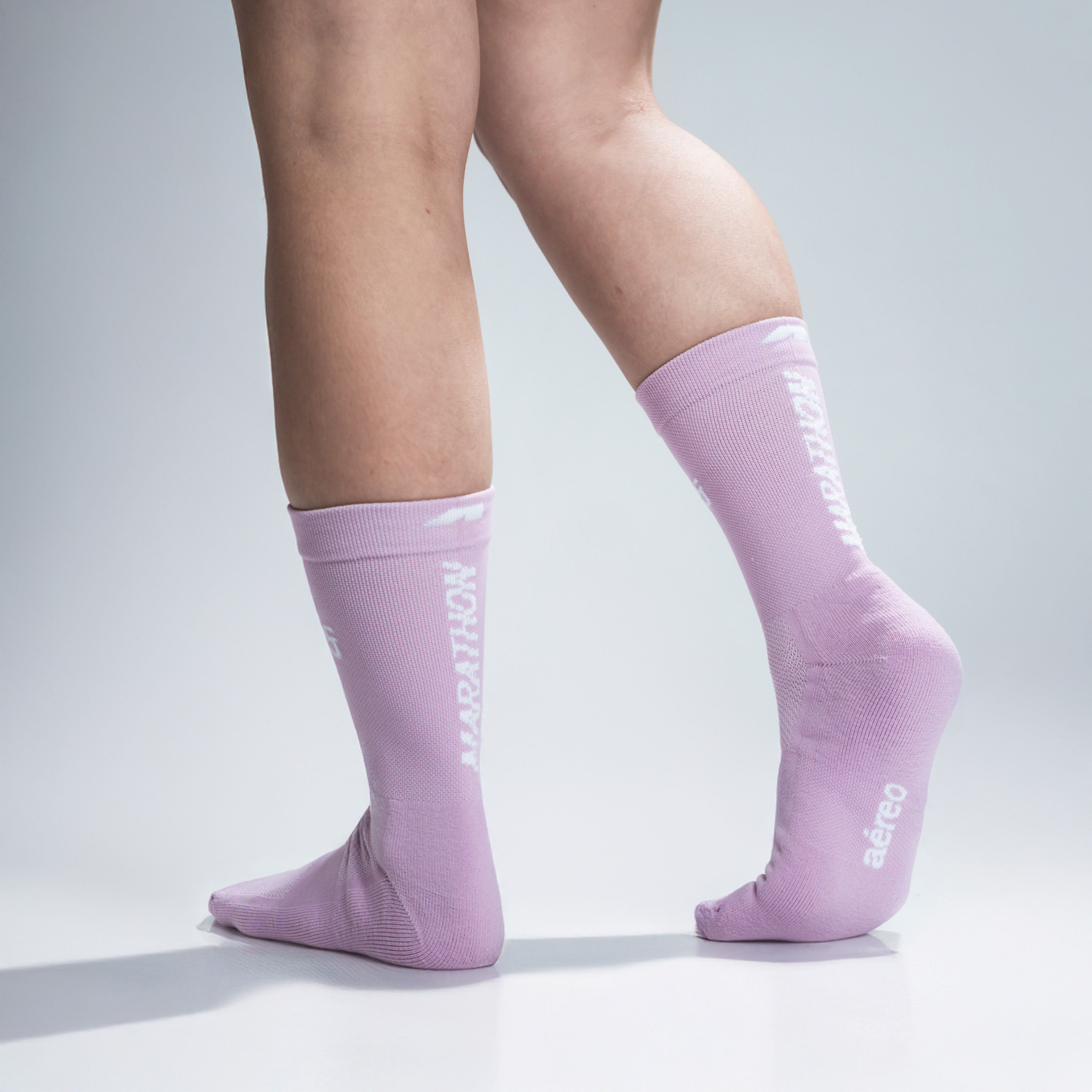 Calcetas deportivas Marathon Spirit unisex para running y maratón, cómodas, transpirables y costura antiampollas.