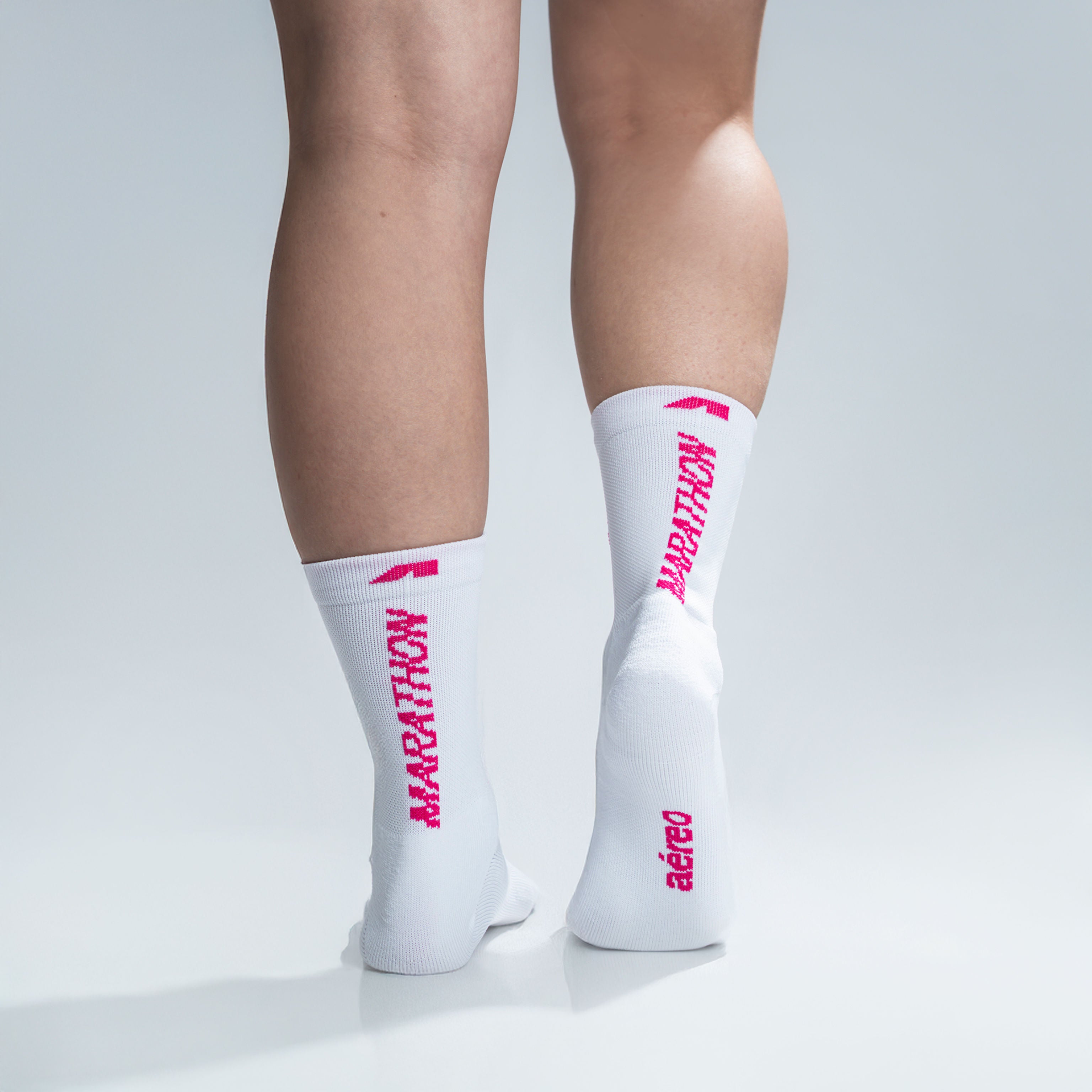 Calcetas deportivas Marathon Spirit unisex para running y maratón, cómodas, transpirables y costura antiampollas.