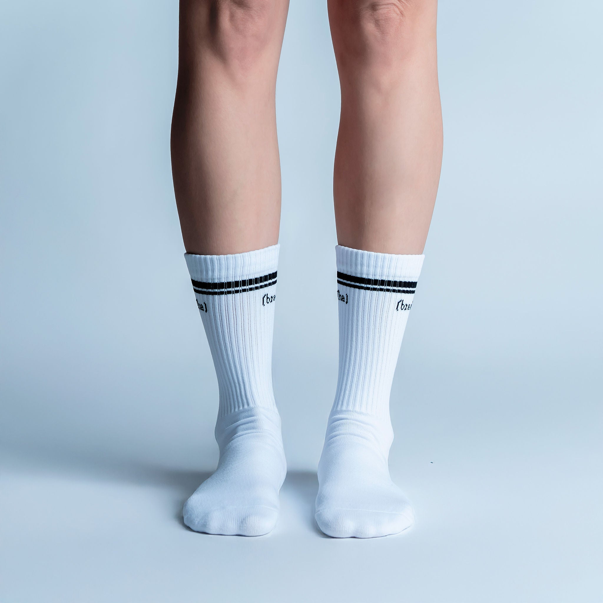 Calcetas de pilates y yoga antideslizantes, con soporte en arco, agarre seguro y tejido transpirable para mayor estabilidad y comodidad durante el entrenamiento.